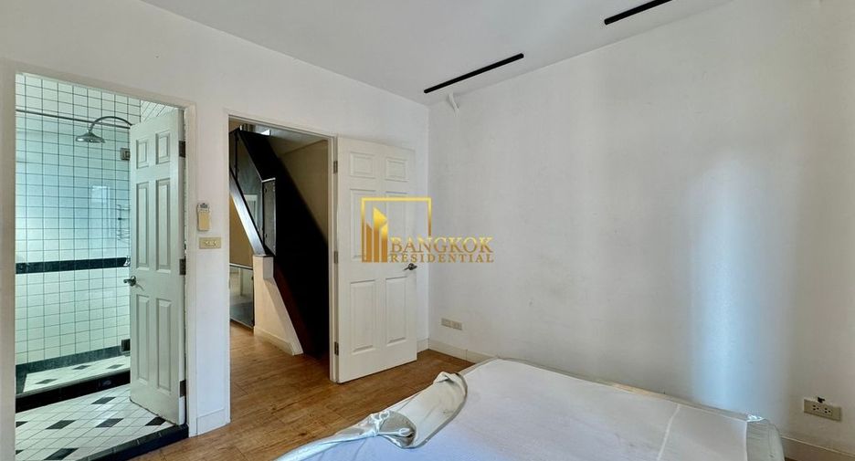 Reihenhaus zur Miete mit 3 Zimmer in Sathon, Bangkok