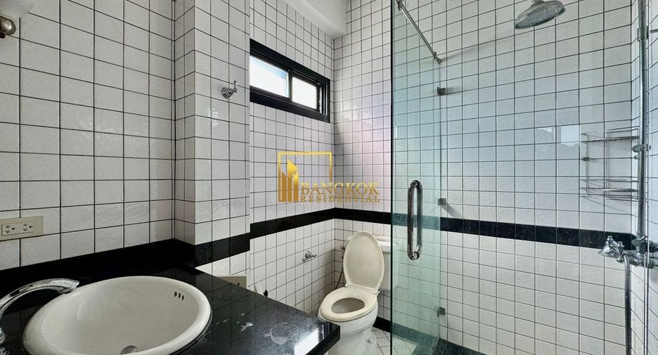 Reihenhaus zur Miete mit 3 Zimmer in Sathon, Bangkok