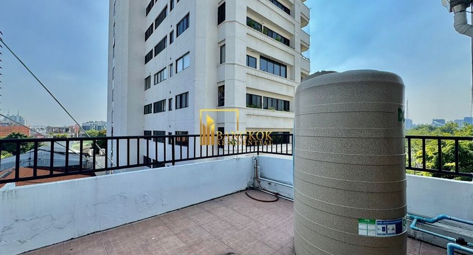Reihenhaus zur Miete mit 3 Zimmer in Sathon, Bangkok