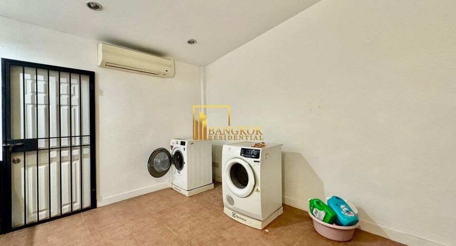 Reihenhaus zur Miete mit 3 Zimmer in Sathon, Bangkok