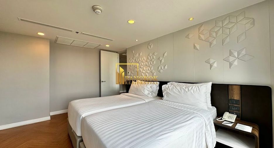À louer 2 chambres appartement avec services à Sathon, Bangkok