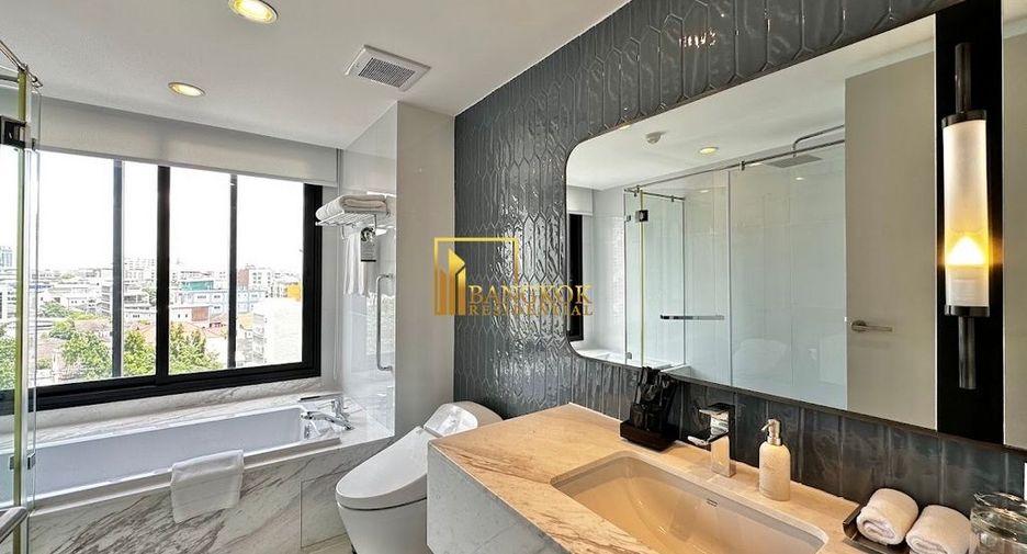À louer 2 chambres appartement avec services à Sathon, Bangkok