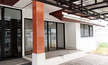 For sale 3 bedrooms house in Bang Na, Bangkok