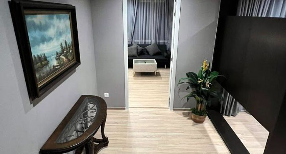For rent 4 bedrooms house in Saphan Sung, Bangkok
