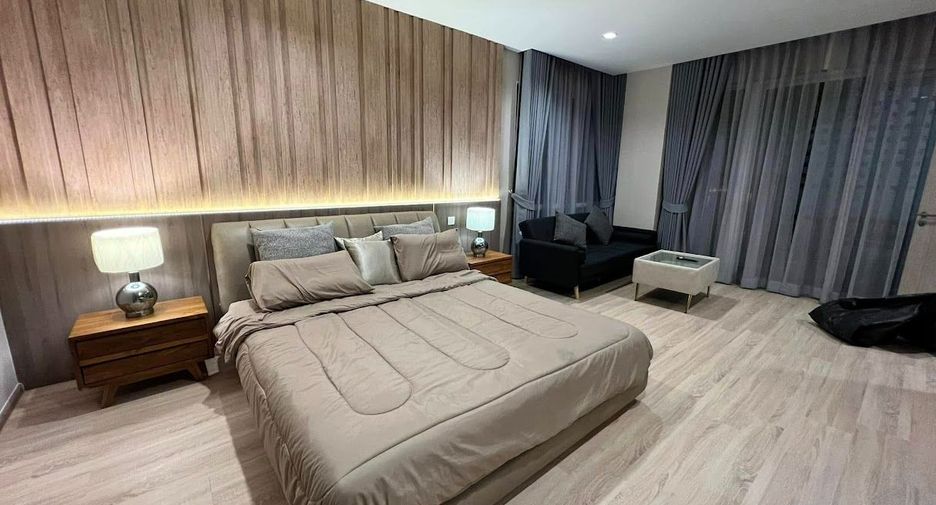 For rent 4 bedrooms house in Saphan Sung, Bangkok