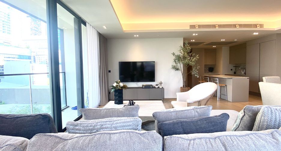 For rent そして for sale 2 Beds condo in Pathum Wan, Bangkok