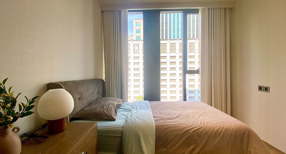 For rent そして for sale 2 Beds condo in Pathum Wan, Bangkok