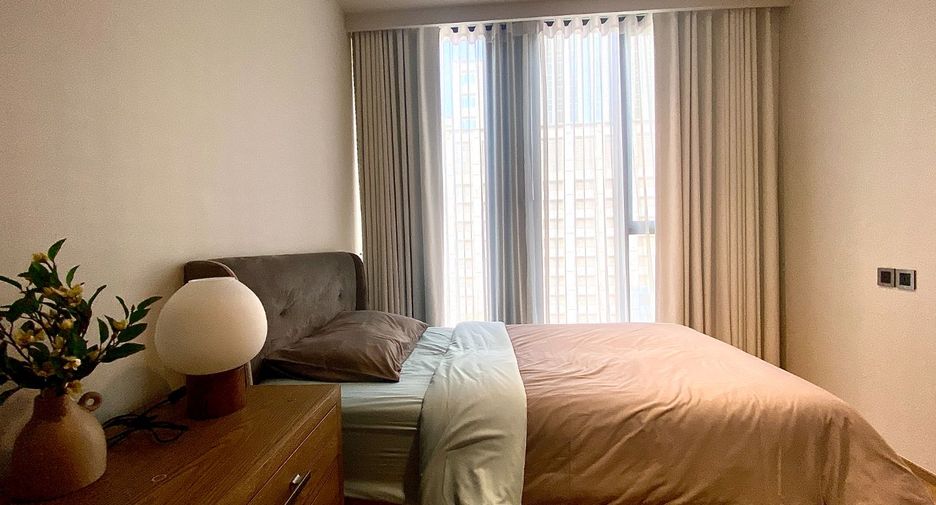 For rent そして for sale 2 Beds condo in Pathum Wan, Bangkok