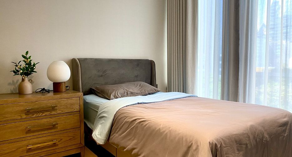 For rent そして for sale 2 Beds condo in Pathum Wan, Bangkok