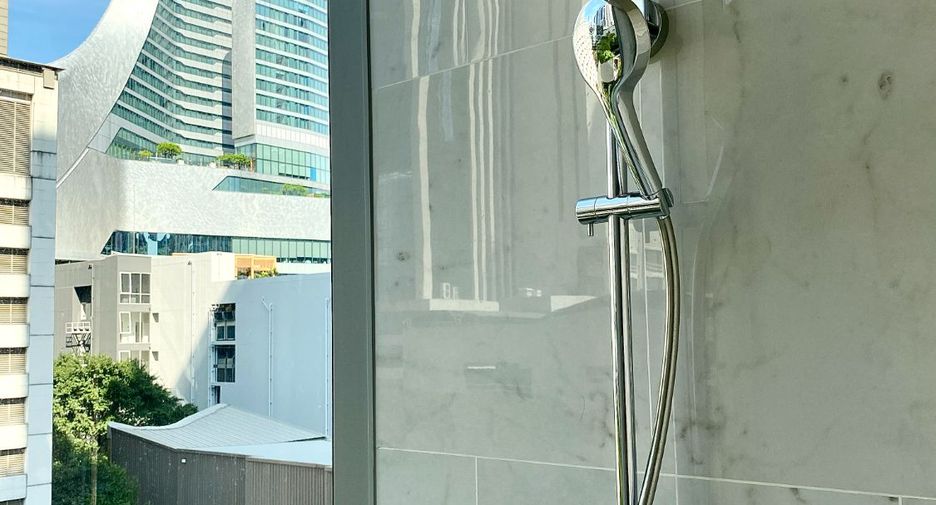 For rent そして for sale 2 Beds condo in Pathum Wan, Bangkok