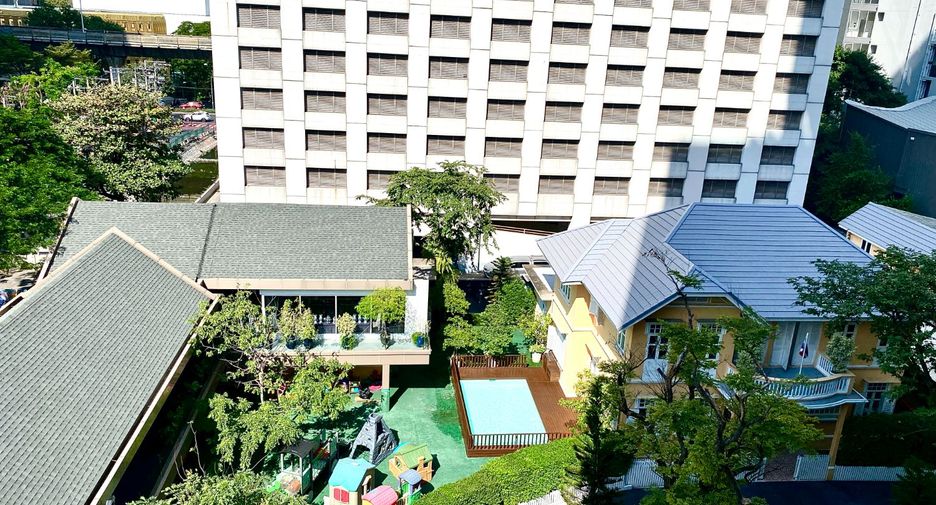 For rent そして for sale 2 Beds condo in Pathum Wan, Bangkok