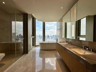For sale 4 bed condo in Khlong San, Bangkok
