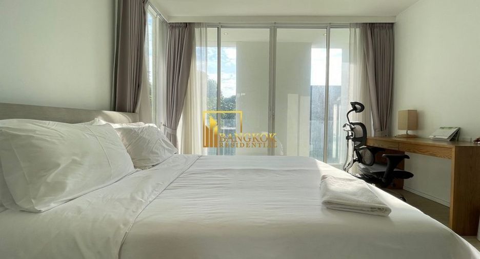 For rent 1 bed serviced apartment in Watthana, Bangkok