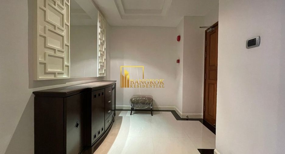 For rent 3 ベッドルーム apartment in Khlong Toei, Bangkok