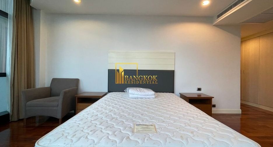 For rent 3 ベッドルーム apartment in Khlong Toei, Bangkok