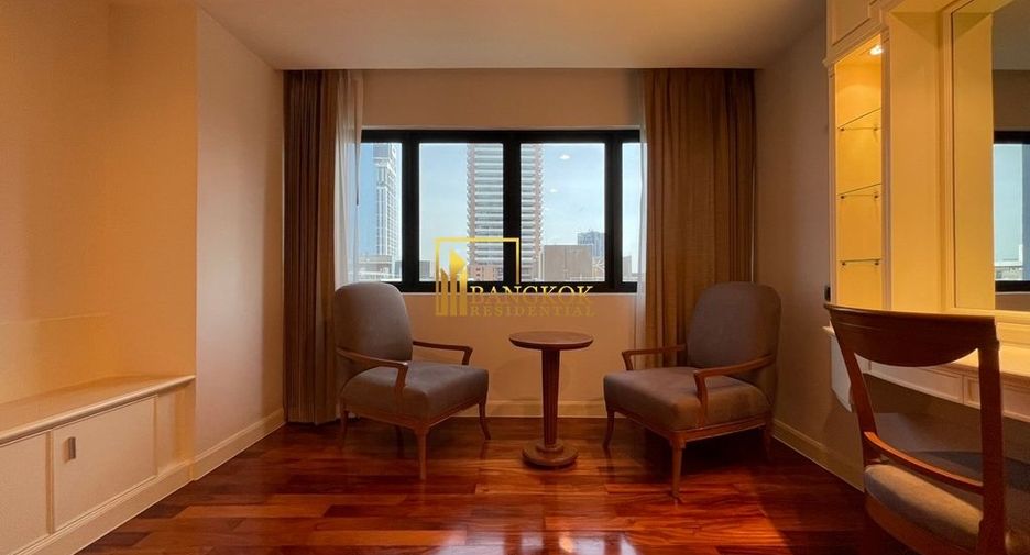 For rent 3 ベッドルーム apartment in Khlong Toei, Bangkok