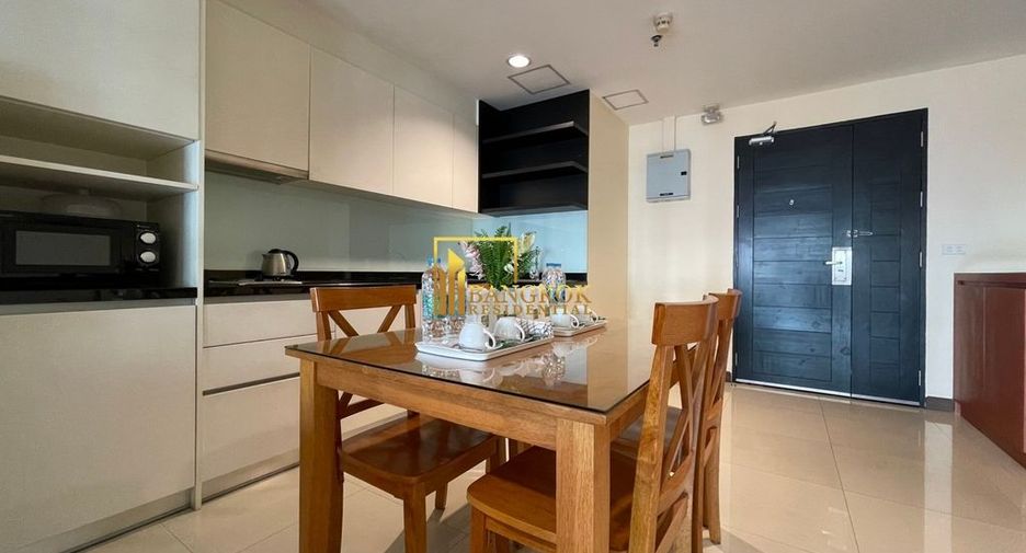 For rent 2 ベッドルーム serviced apartment in Khlong Toei, Bangkok