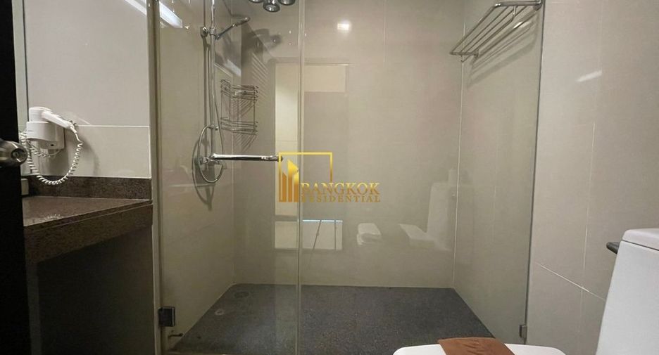 For rent 2 ベッドルーム serviced apartment in Khlong Toei, Bangkok