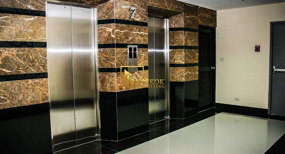 For rent 2 ベッドルーム serviced apartment in Khlong Toei, Bangkok