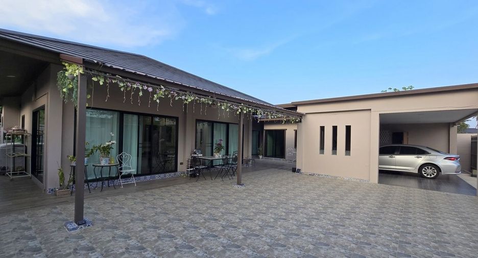 Casa en venta de 3 habitaciones en Bang Lamung, Chonburi