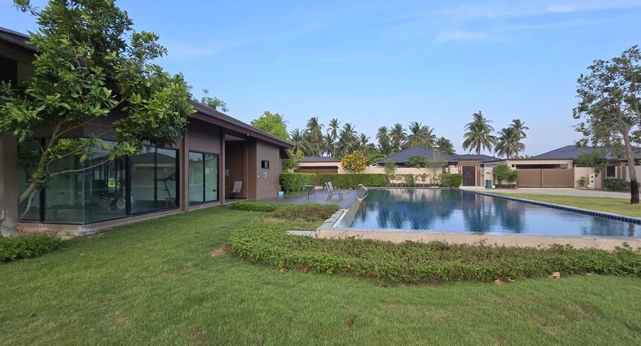 Casa en venta de 3 habitaciones en Bang Lamung, Chonburi