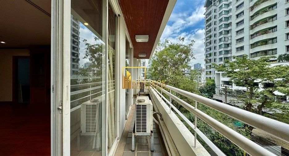 For rent 2 ベッドルーム apartment in Sathon, Bangkok