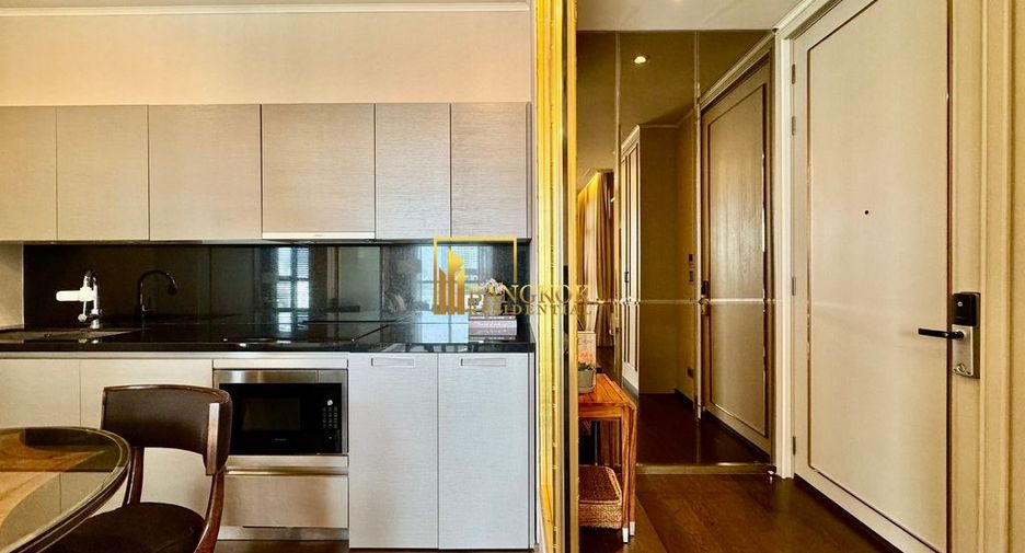 For rent 2 bedrooms condo in Khlong Toei, Bangkok