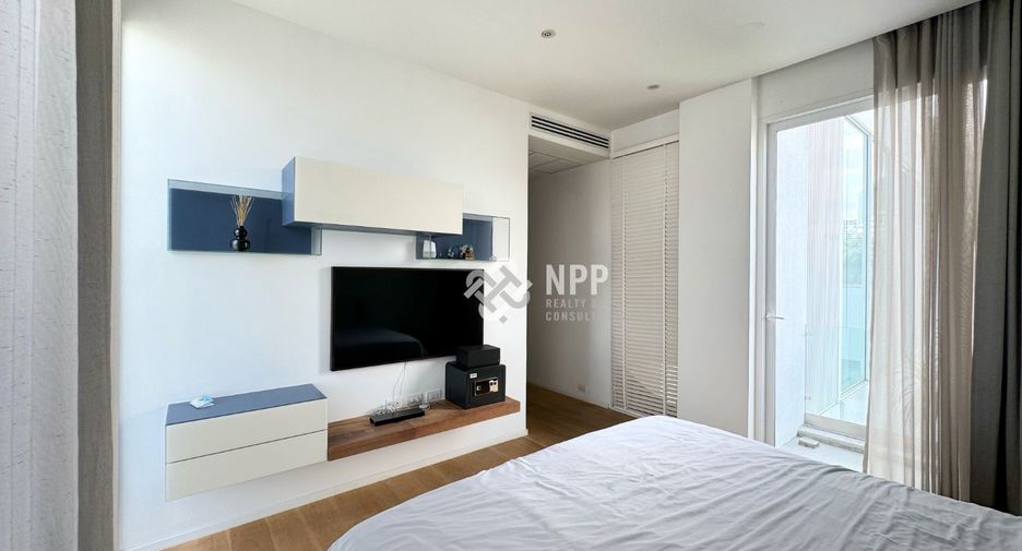 Haus zur Miete und zum Kauf mit 4 Zimmer in Watthana, Bangkok