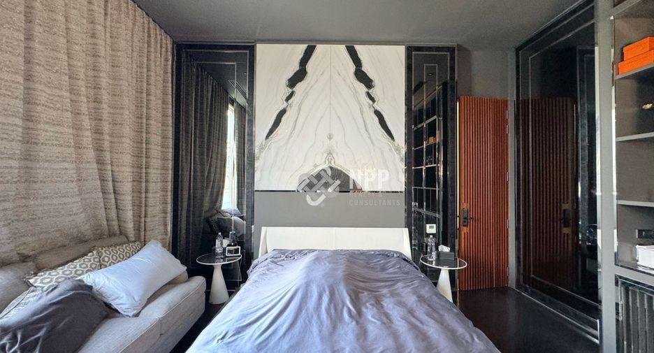 Haus zur Miete und zum Kauf mit 4 Zimmer in Watthana, Bangkok
