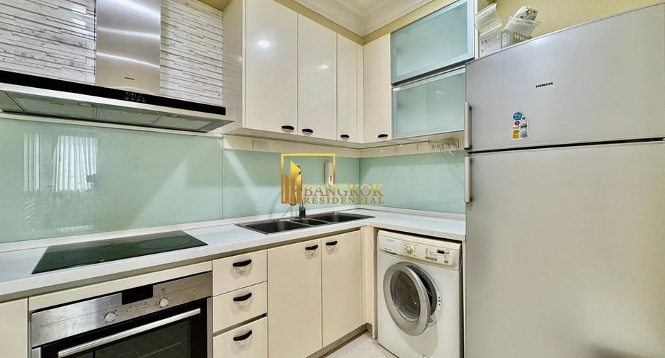 Condo en alquiler de 3 habitaciones en Khlong Toei, Bangkok