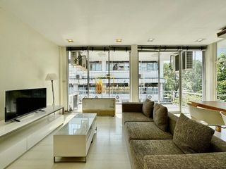 For rent 2 bedrooms apartment in Bang Rak, Bangkok
