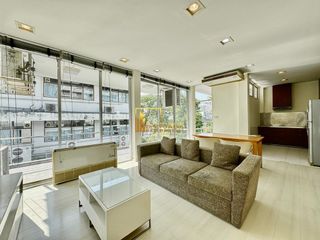 For rent 2 bedrooms apartment in Bang Rak, Bangkok
