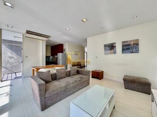 For rent 2 bedrooms apartment in Bang Rak, Bangkok