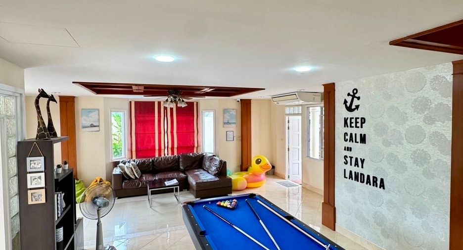 Haus zum Kauf mit 3 Zimmer in Sattahip, Chonburi