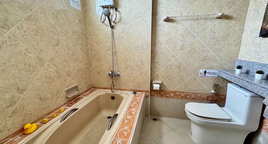 Haus zum Kauf mit 3 Zimmer in Sattahip, Chonburi