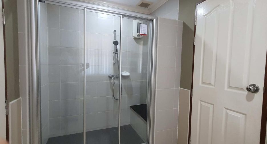 For sale 3 bedrooms house in Mueang Chiang Mai, Chiang Mai