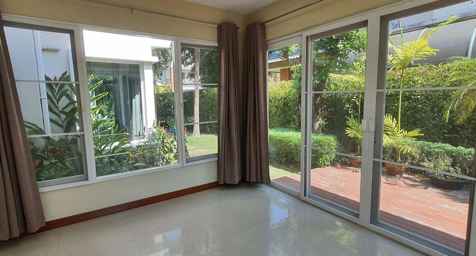 For sale 3 bedrooms house in Mueang Chiang Mai, Chiang Mai