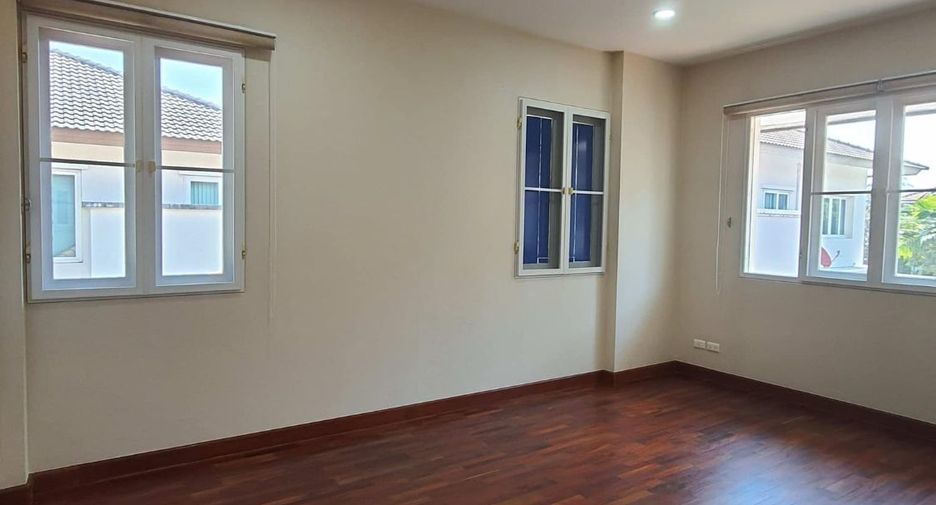 For sale 3 bedrooms house in Mueang Chiang Mai, Chiang Mai