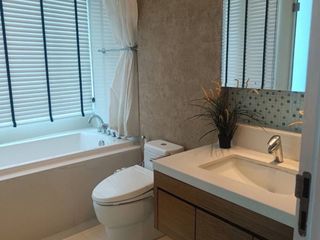 For rent 2 bed condo in Khlong Toei, Bangkok