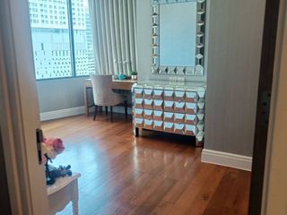 For rent 2 bed condo in Khlong Toei, Bangkok