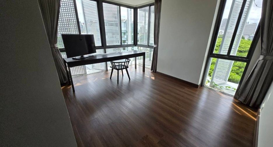 ให้เช่า 3 ห้องนอน คอนโด ใน วัฒนา, กรุงเทพฯ