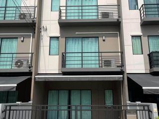 出租 3 卧室 联排别墅 在 Bang Kruai, Nonthaburi