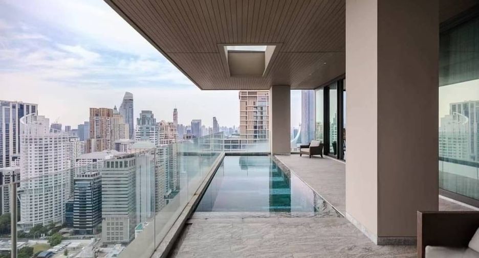 For rent and for sale 4 bedrooms condo in Pathum Wan, Bangkok