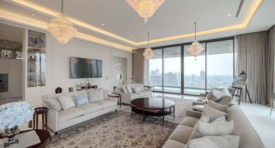 For rent and for sale 4 bedrooms condo in Pathum Wan, Bangkok