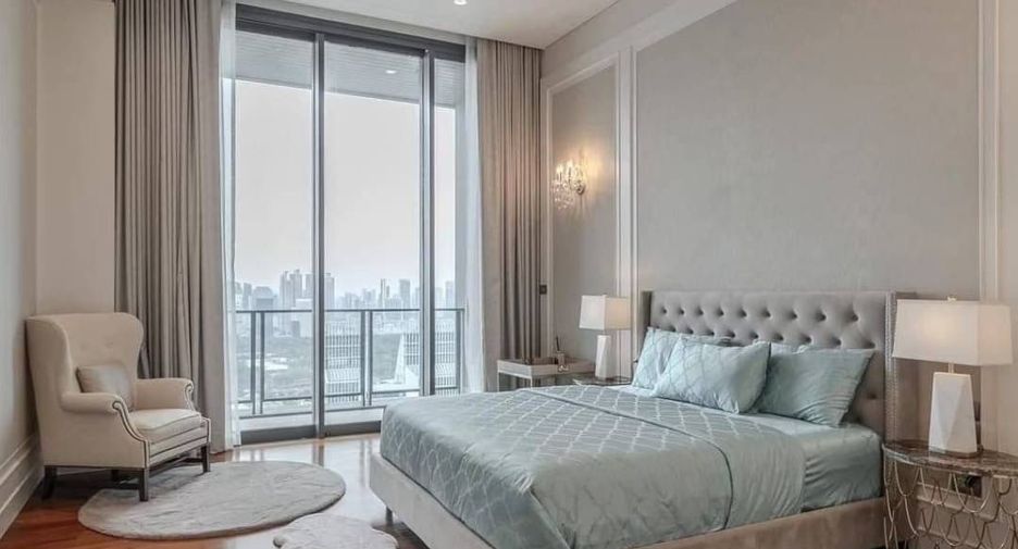 For rent and for sale 4 bedrooms condo in Pathum Wan, Bangkok