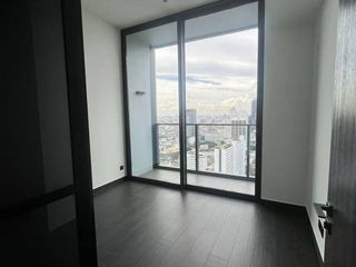 For rent 2 bedrooms condo in Sathon, Bangkok