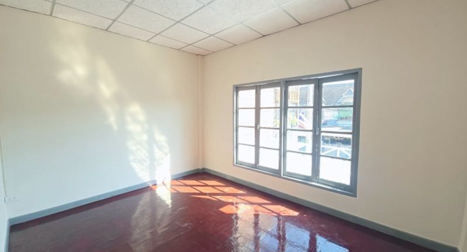 For sale 2 ベッドルーム townhouse in Bang Bua Thong, Nonthaburi