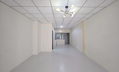 Casa adosada en venta de 2 habitaciones en Bang Bua Thong, Nonthaburi
