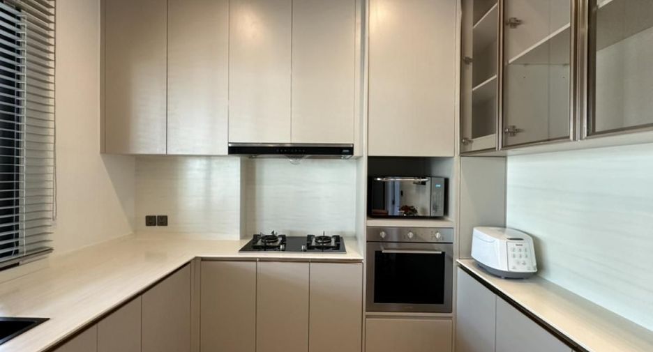 For rent 5 bedrooms house in Lat Krabang, Bangkok