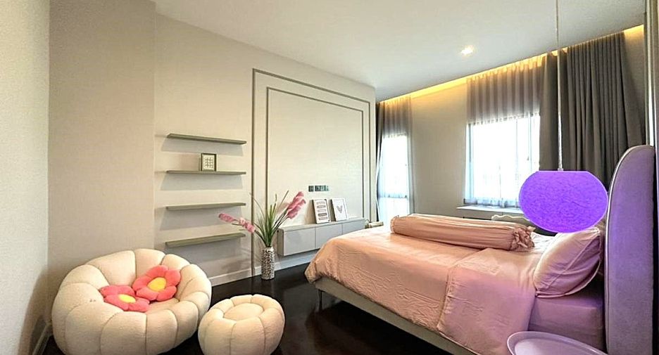 For rent 5 bedrooms house in Lat Krabang, Bangkok